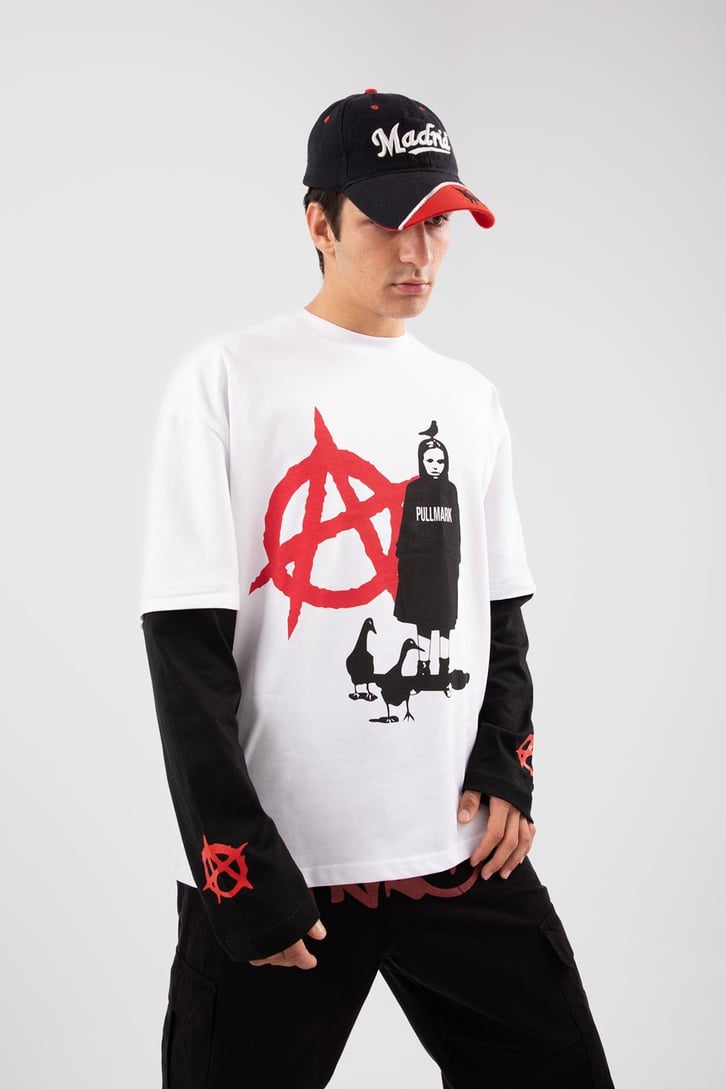 Ghost Girl Baskılı Beyaz Long Sleeve Tişört