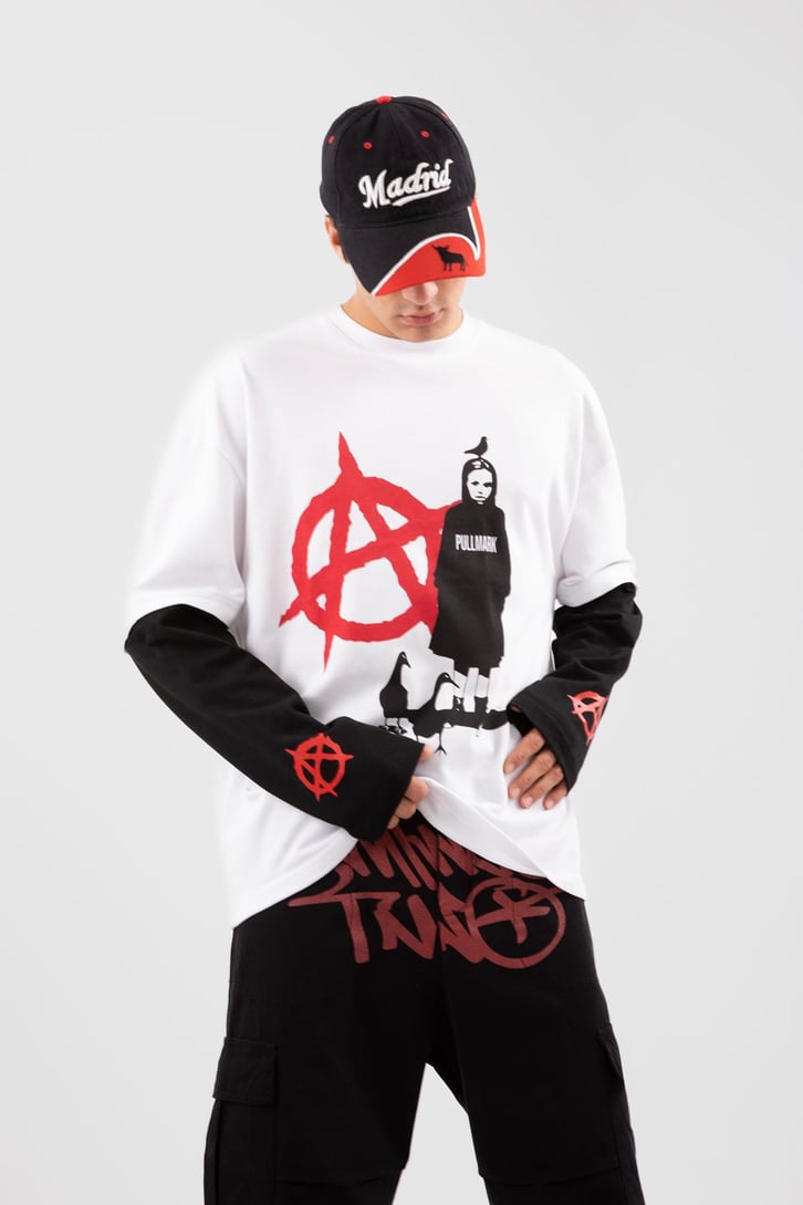 Ghost Girl Baskılı Beyaz Long Sleeve Tişört