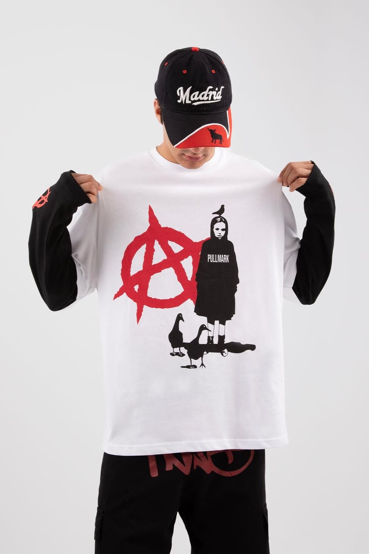 Ghost Girl Baskılı Beyaz Long Sleeve Tişört
