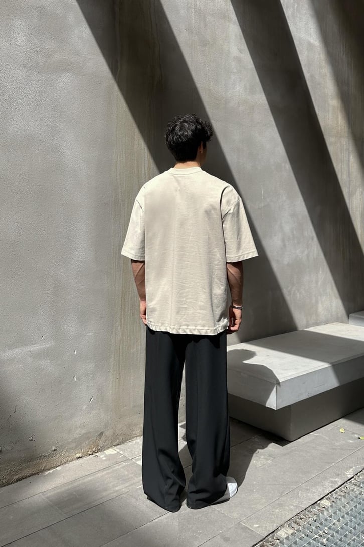 Gothic Baskılı bej Oversize Tişört