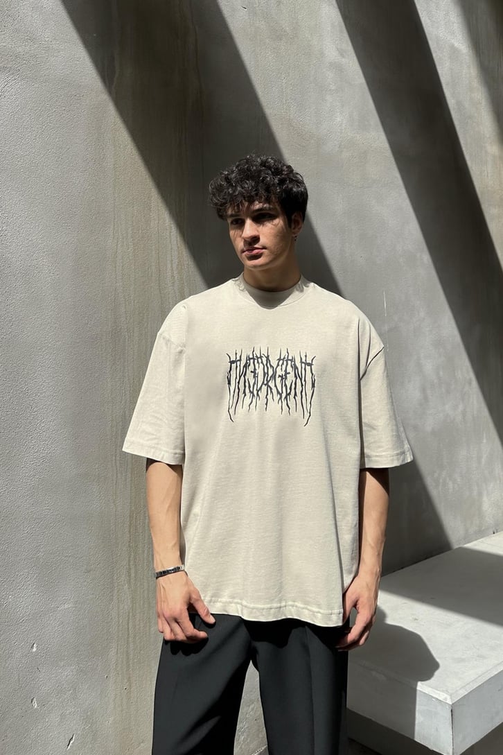 Gothic Baskılı bej Oversize Tişört