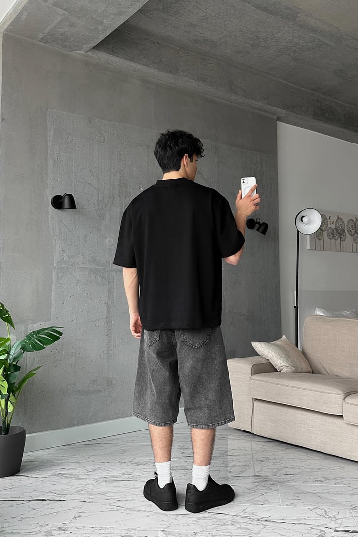 Gothic Baskılı Beyaz Oversize Tişört