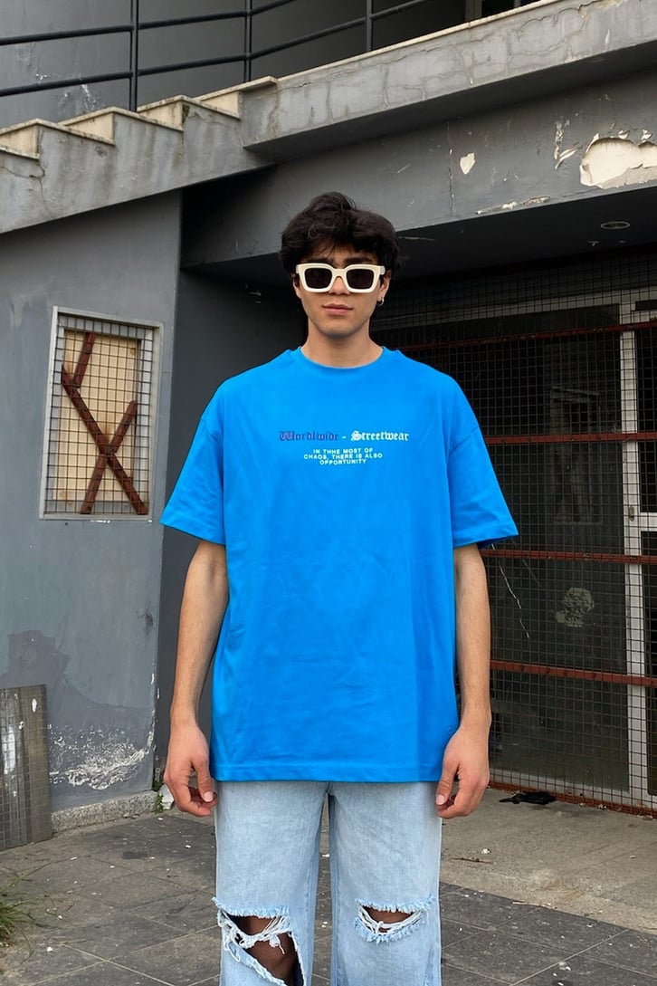 Gothic Deception Baskılı Oversize Tshirt