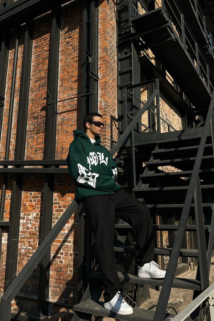 Gothic Text Baskılı Yeşil Zipper Hoodie