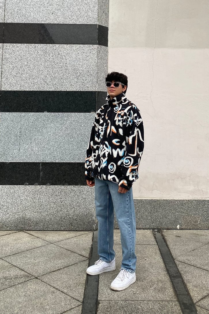 Graffiti Painted Oversize Peluş Sweatshirt
