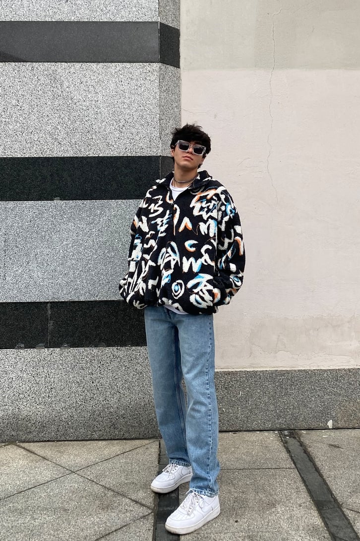 Graffiti Painted Oversize Peluş Sweatshirt