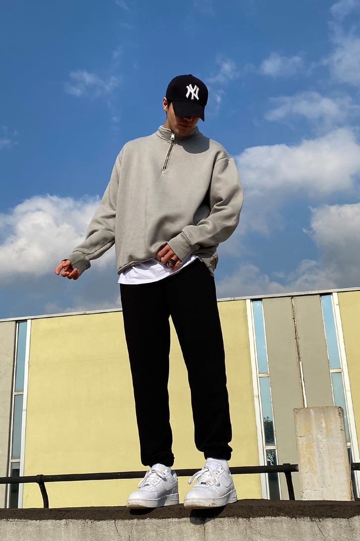 Gray Overisze Semi Zip-Up Basic Sweatshirt