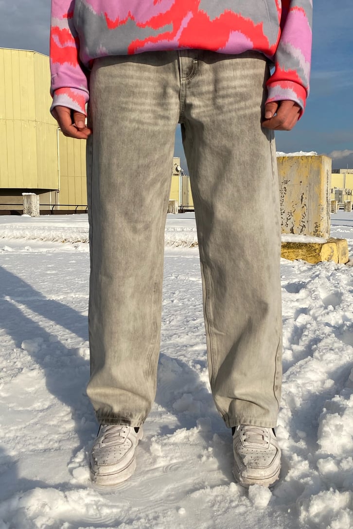 Gri Yıkamalı Baggy Fit Jean