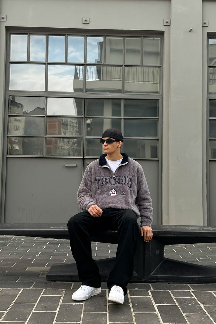 Half-Zip Nakışlı Füme Peluş Sweatshirt
