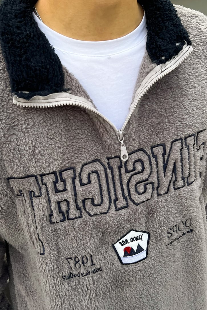 Half-Zip Nakışlı Füme Peluş Sweatshirt