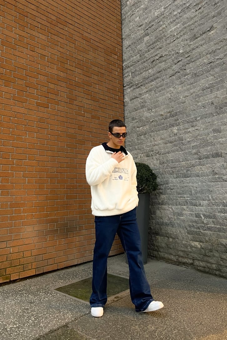 Half-Zip Nakışlı Peluş Sweatshirt