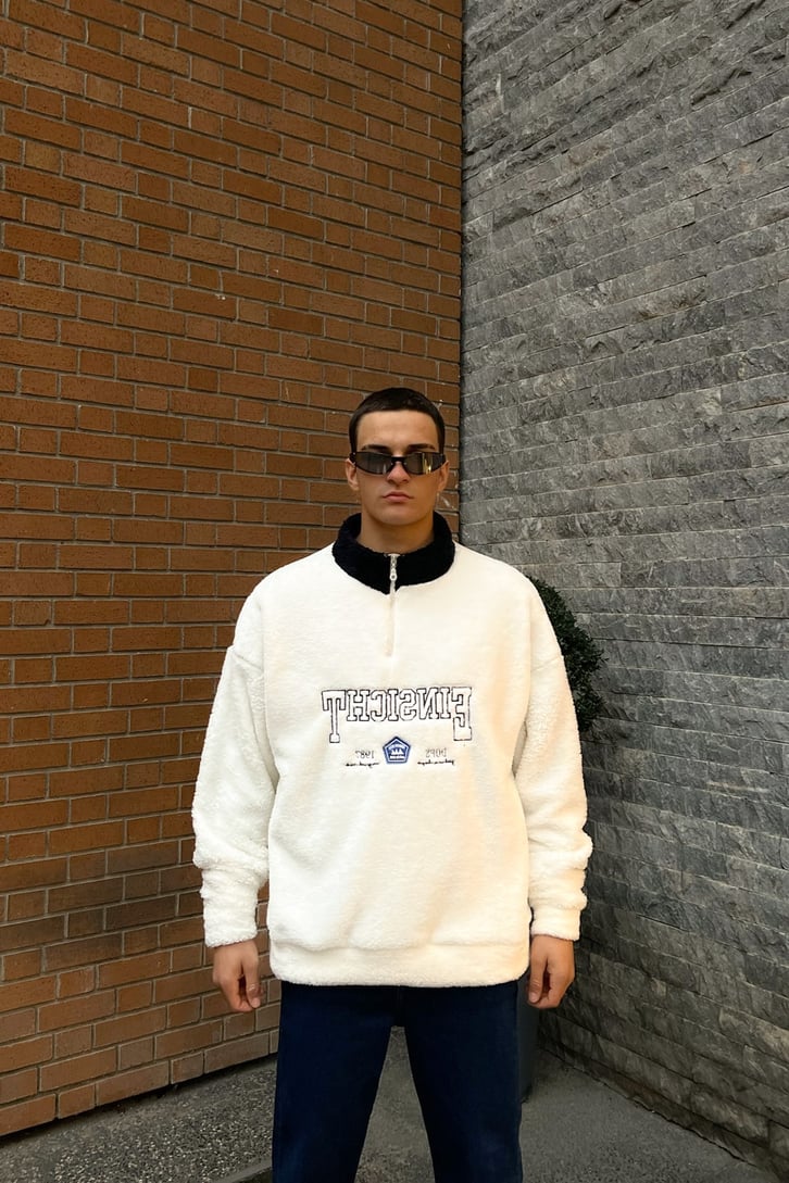 Half-Zip Nakışlı Peluş Sweatshirt