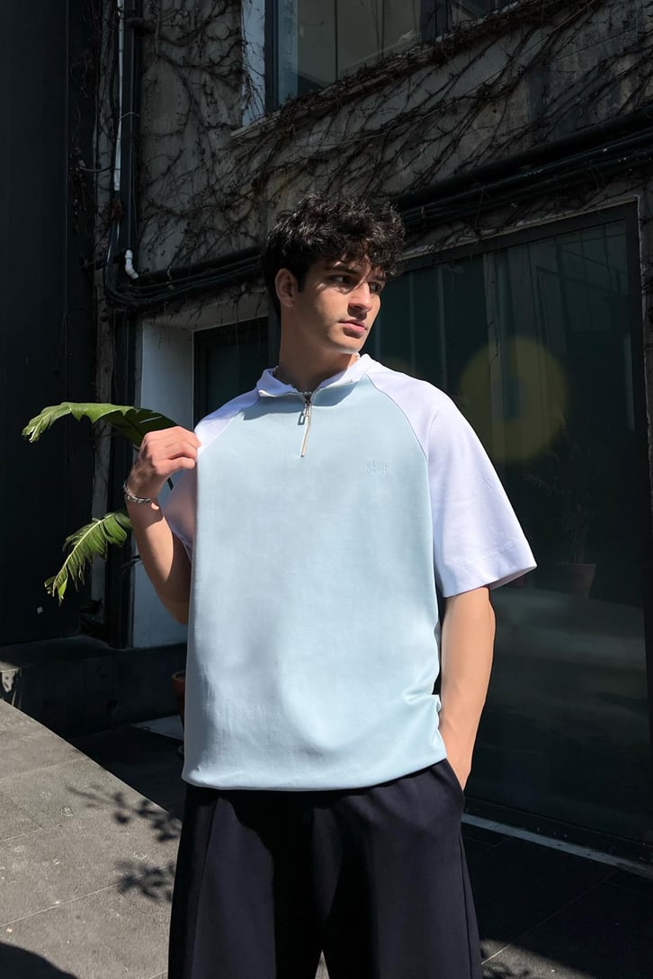 Half Zip Parçalı Bebek Mavisi Oversize Tişört