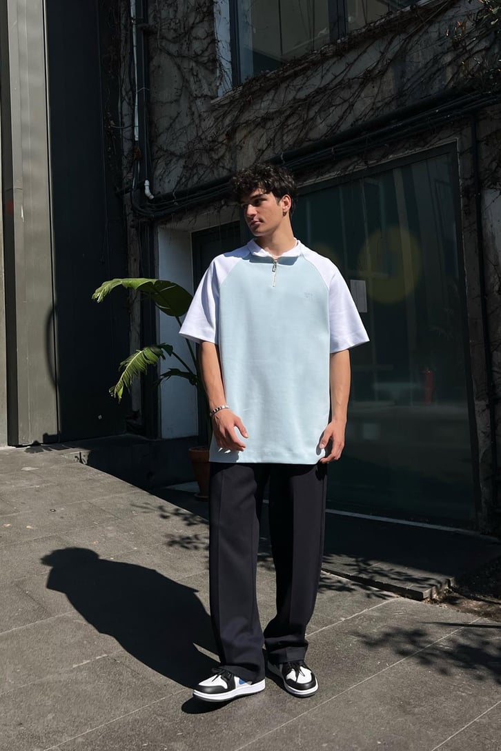 Half Zip Parçalı Bebek Mavisi Oversize Tişört