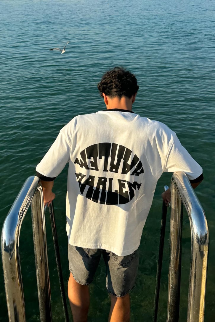 Harlem Baskılı Krem Oversize Tişört