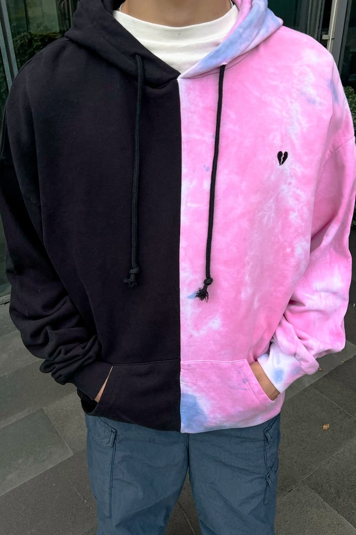 Heart Nakışlı Batik Desen Hoodie