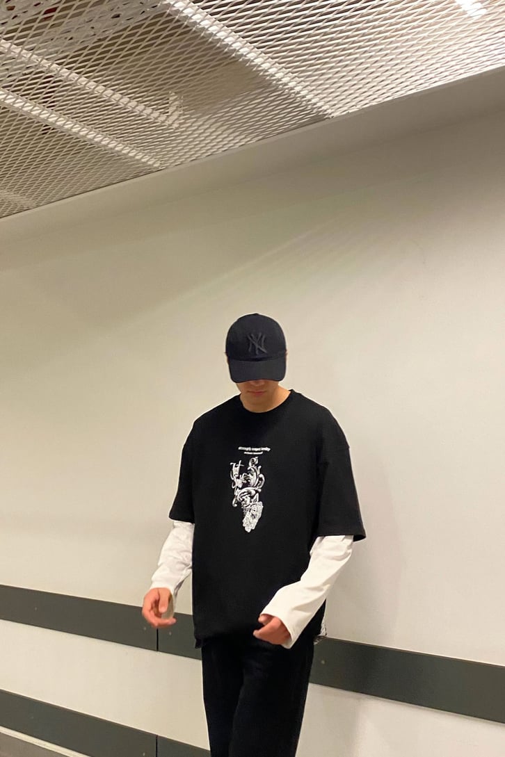 Heart Printed Oversize Black Tshirt
