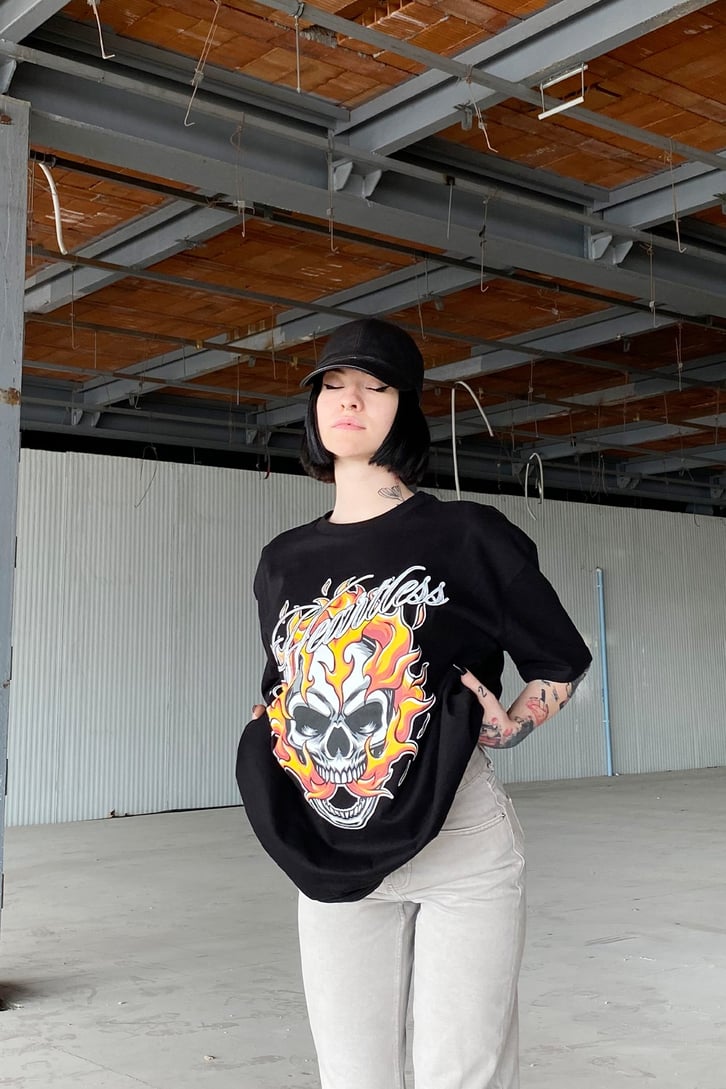 Heartless Baskılı Siyah Oversize Tshirt