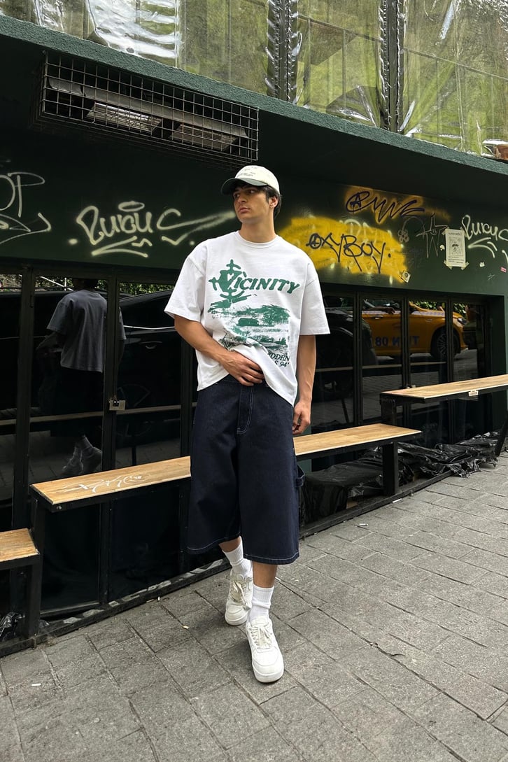 Hidden Hills 94' Baskılı Beyaz Oversize Tişört
