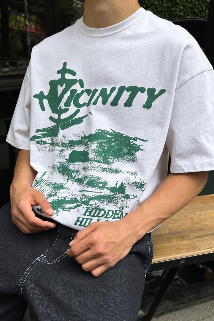 Hidden Hills 94' Baskılı Oversize Tişört