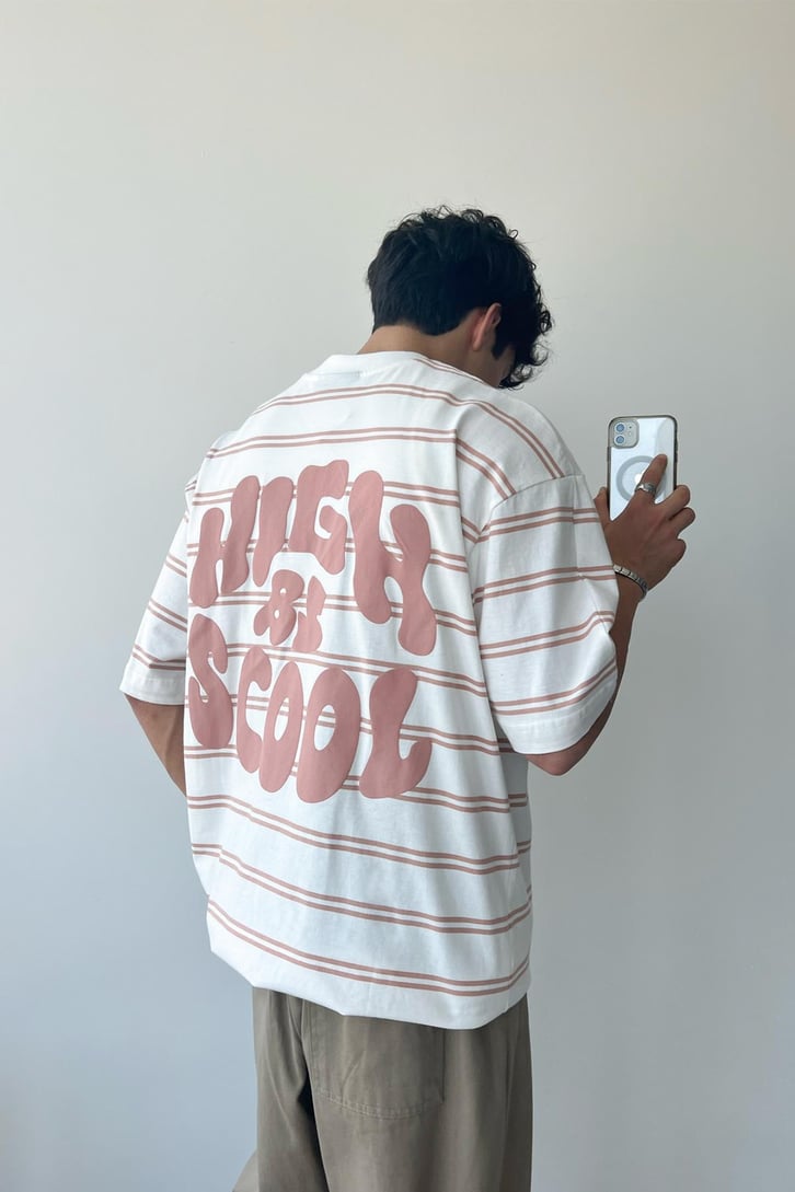 High Scool Baskılı Çizgili Ekru Oversize Tişört
