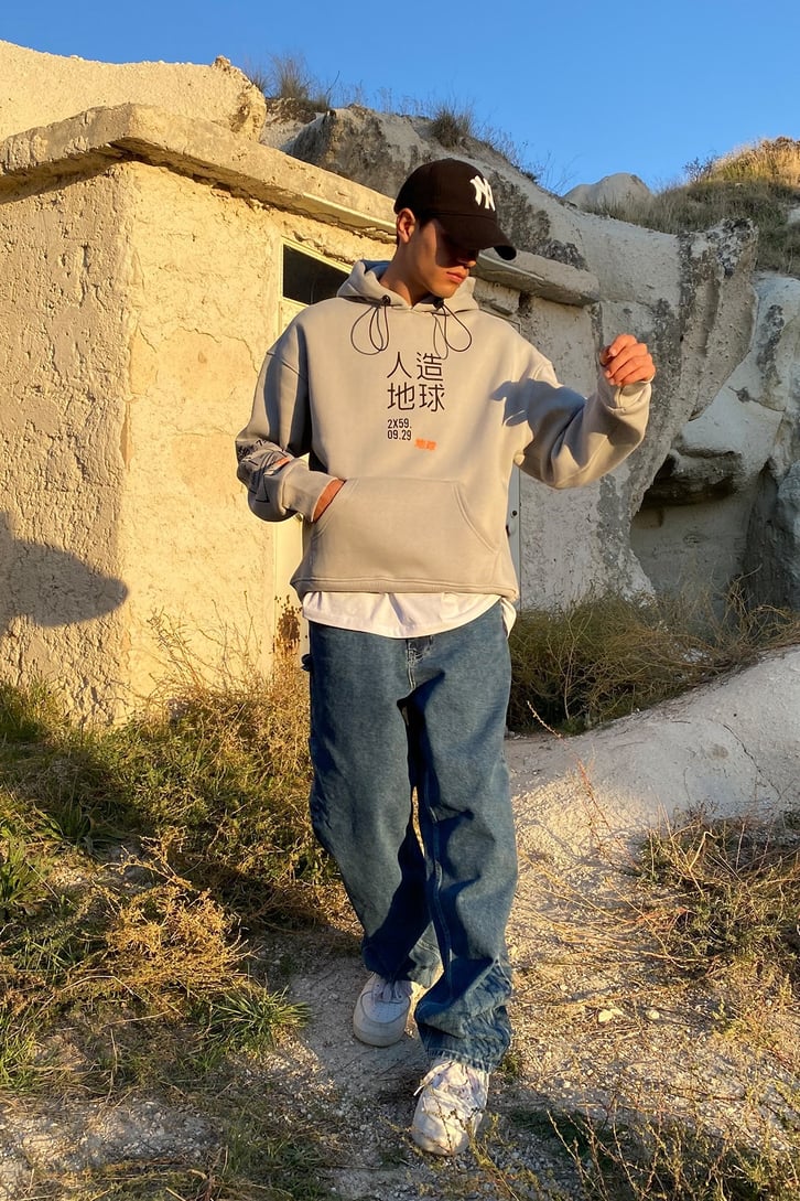 HIRAGANA BASKILI OVERSIZE HOODIE