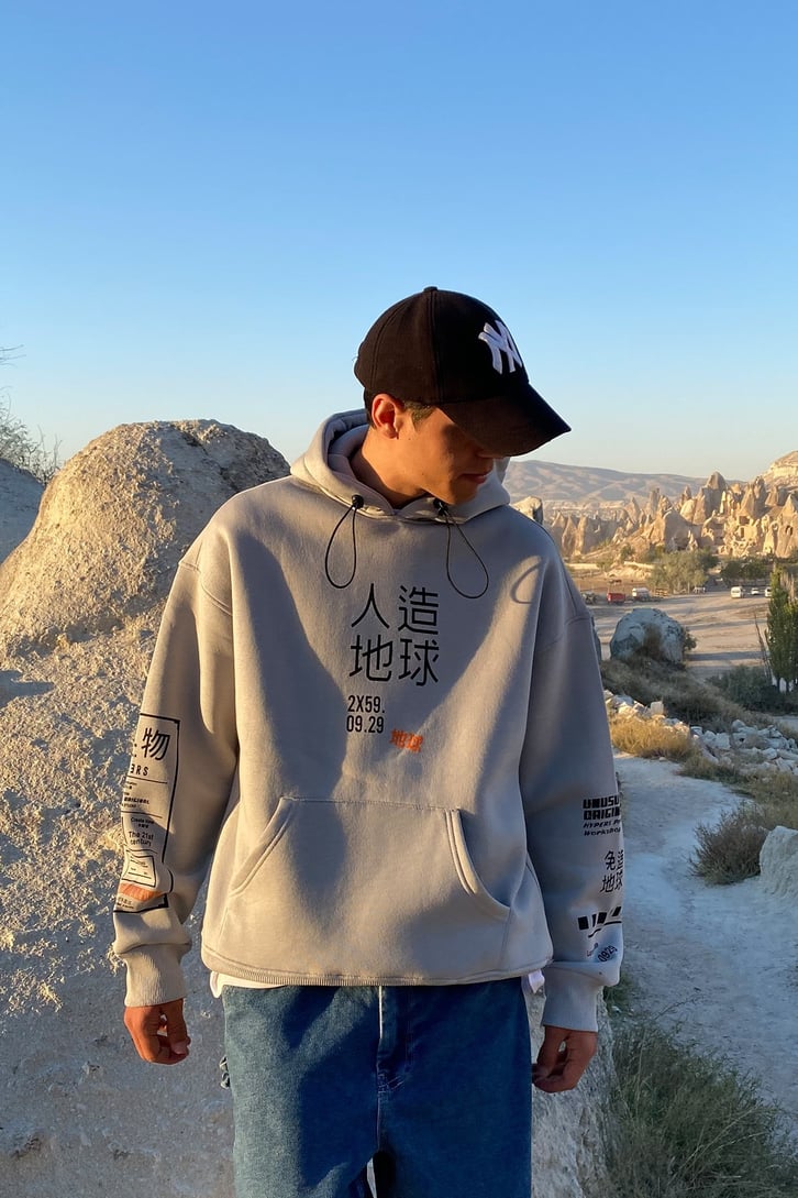 HIRAGANA BASKILI OVERSIZE HOODIE