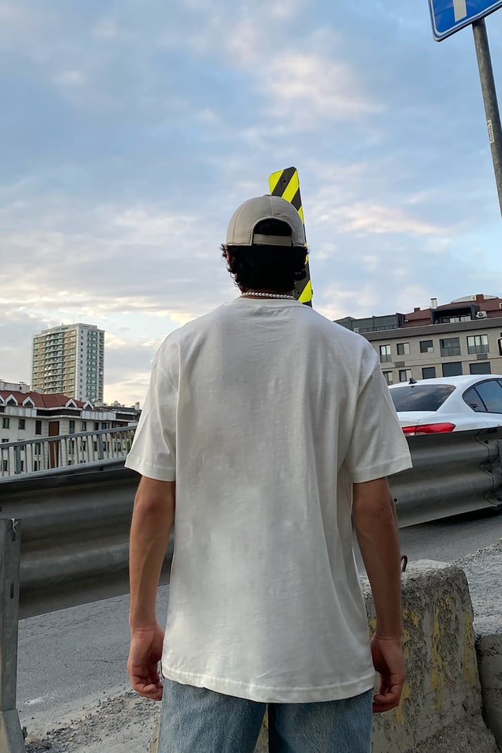 Hola Baskılı Ekru Oversize Tshirt