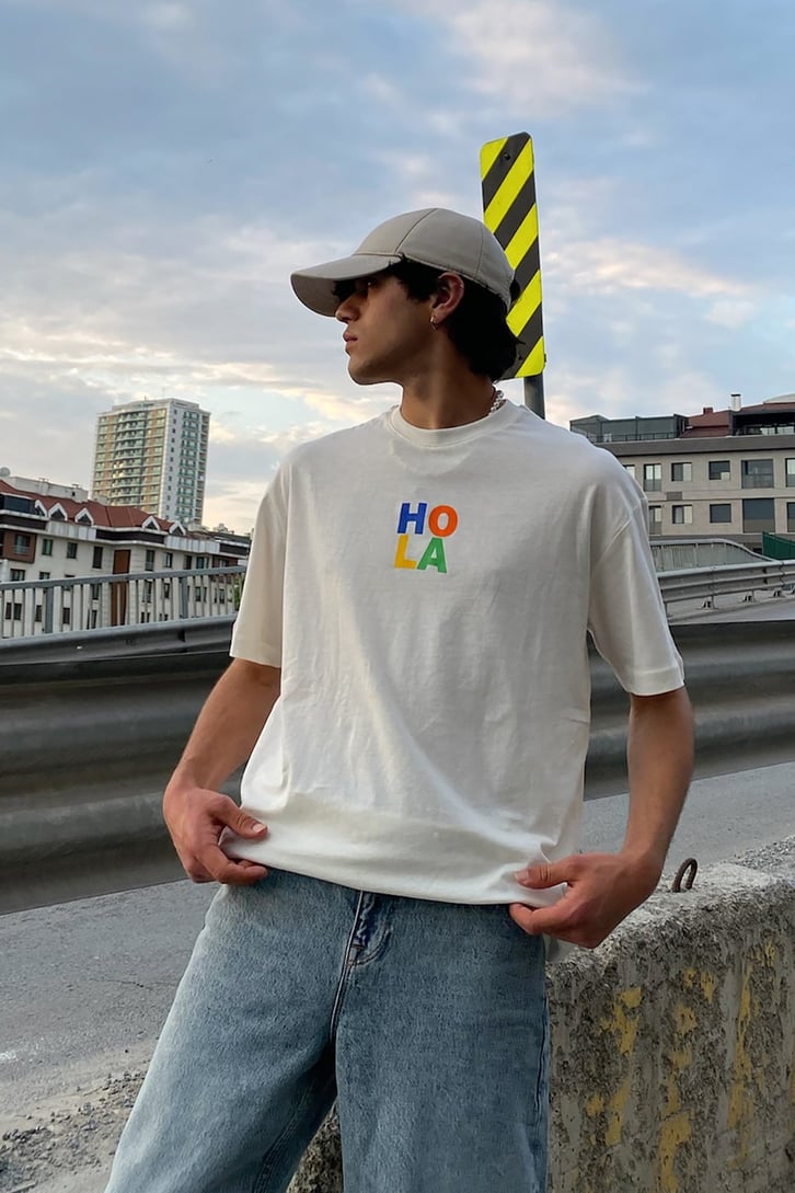 Hola Baskılı Ekru Oversize Tshirt