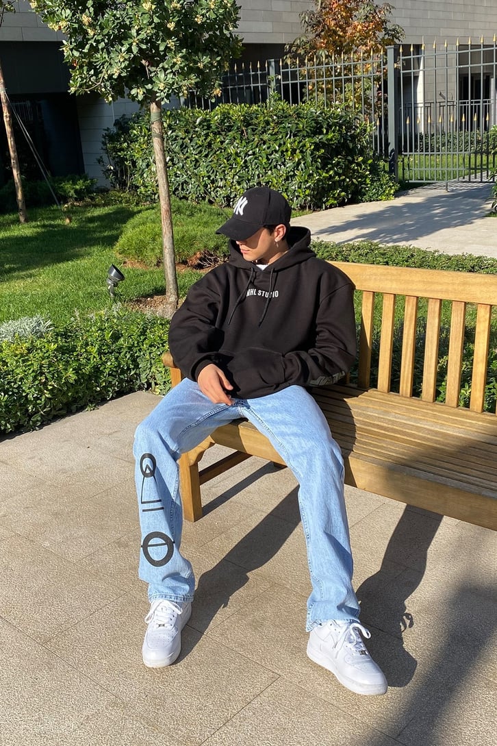 HOLOGRAM BASKILI OVERSIZE HOODIE