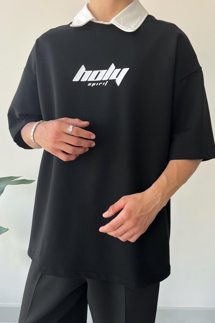 Holy Baskılı Siyah Polo Yaka Tişört