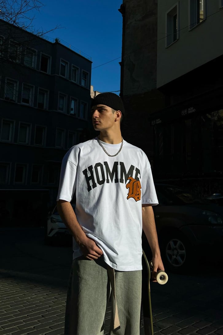 Homme Nakış Detaylı Oversize Tshirt