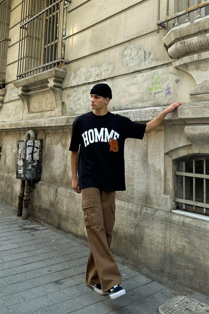 Homme Nakış Detaylı Siyah Oversize Tişört