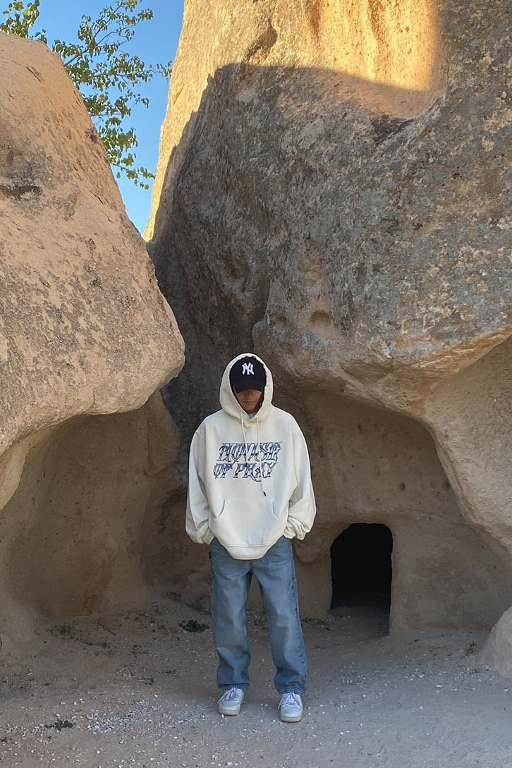 HOSUE OF PRAY BASKILI OVERSIZE HOODIE