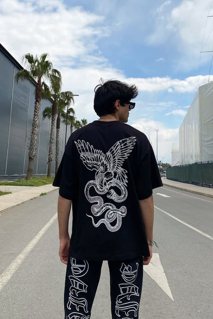 Hunting Snake Sırt Baskılı Siyah Oversize Tshirt