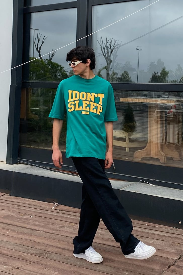 I Don't Sleep Baskılı Oversize Tshirt