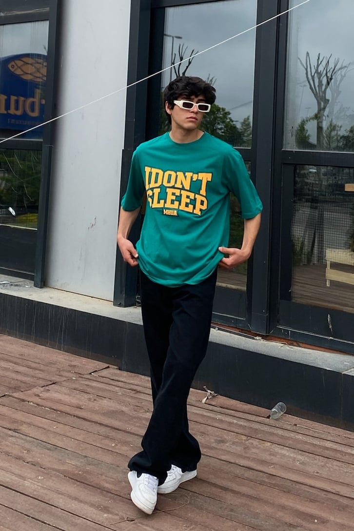 I Don't Sleep Baskılı Oversize Tshirt