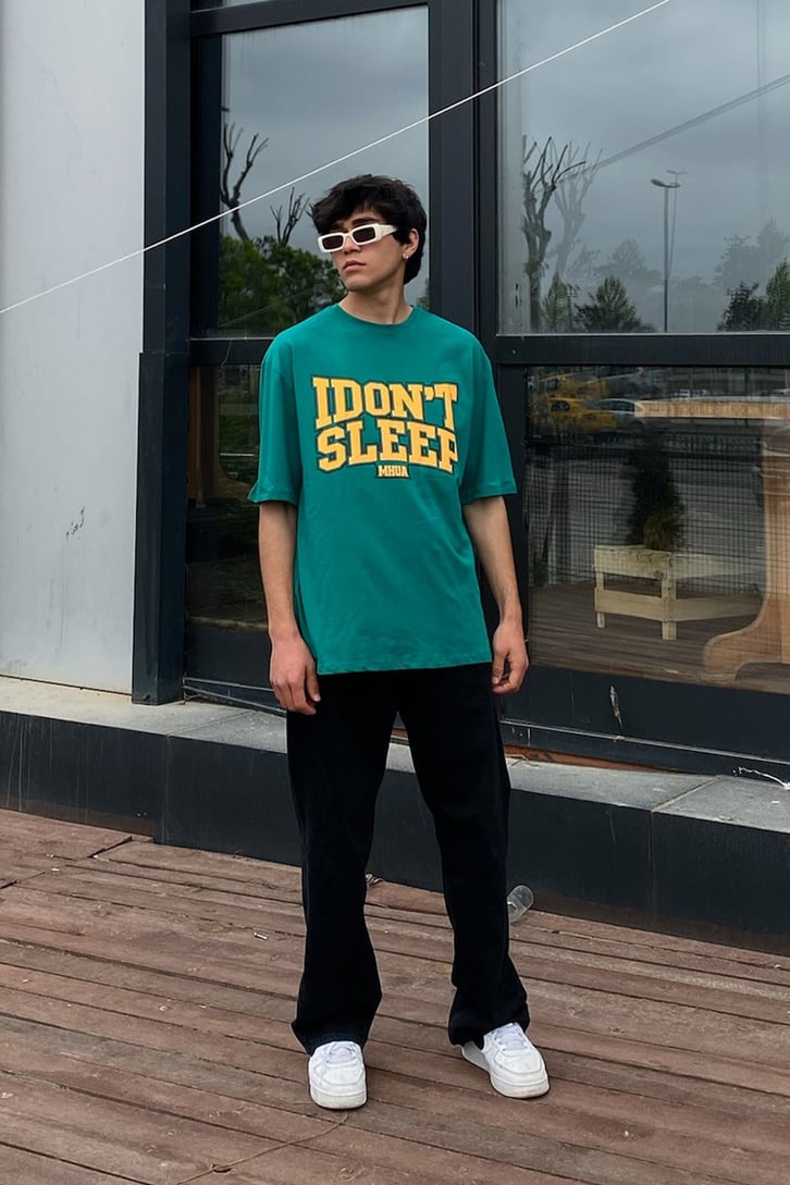 I Don't Sleep Baskılı Oversize Tshirt