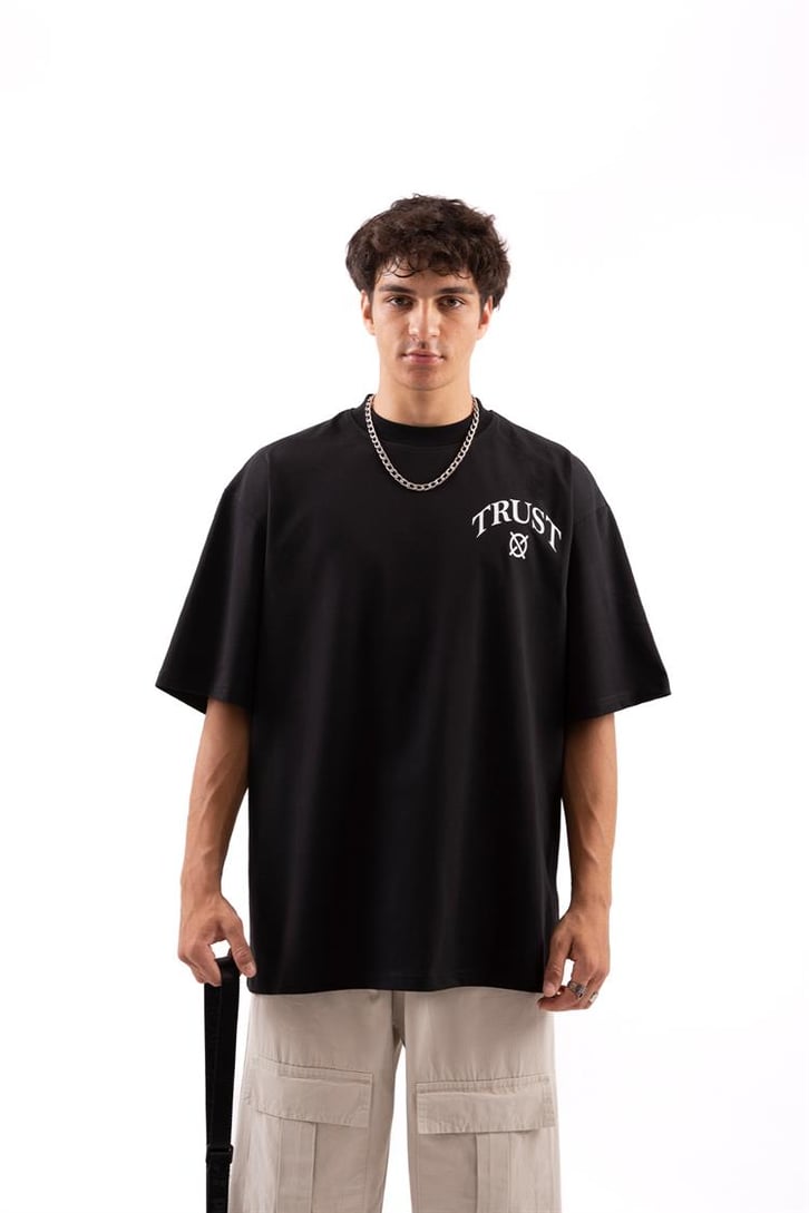 I'am Not Basic Baskılı Tshirt