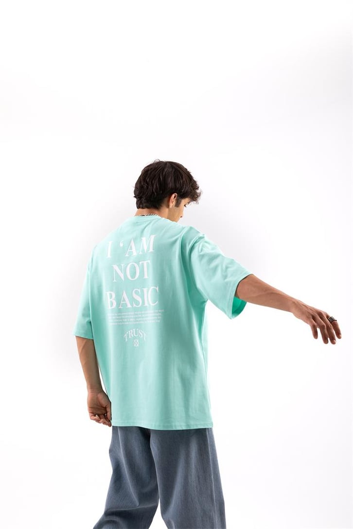 I'am Not Basic Baskılı Turkuaz Oversize Tişört