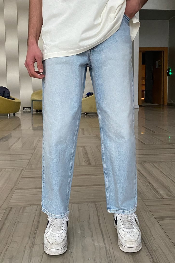 Ice Blue Taşlamalı Mom Fit Jean