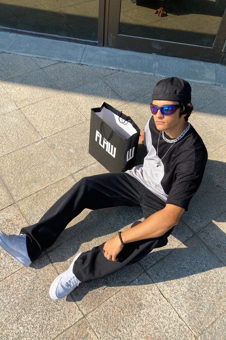 İki Renk Parçalı Oversize Tshirt