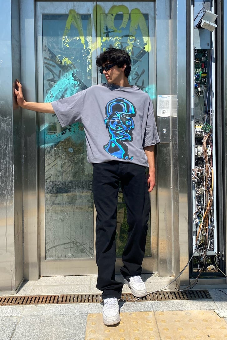 Illısion Face Oversize Tshirt