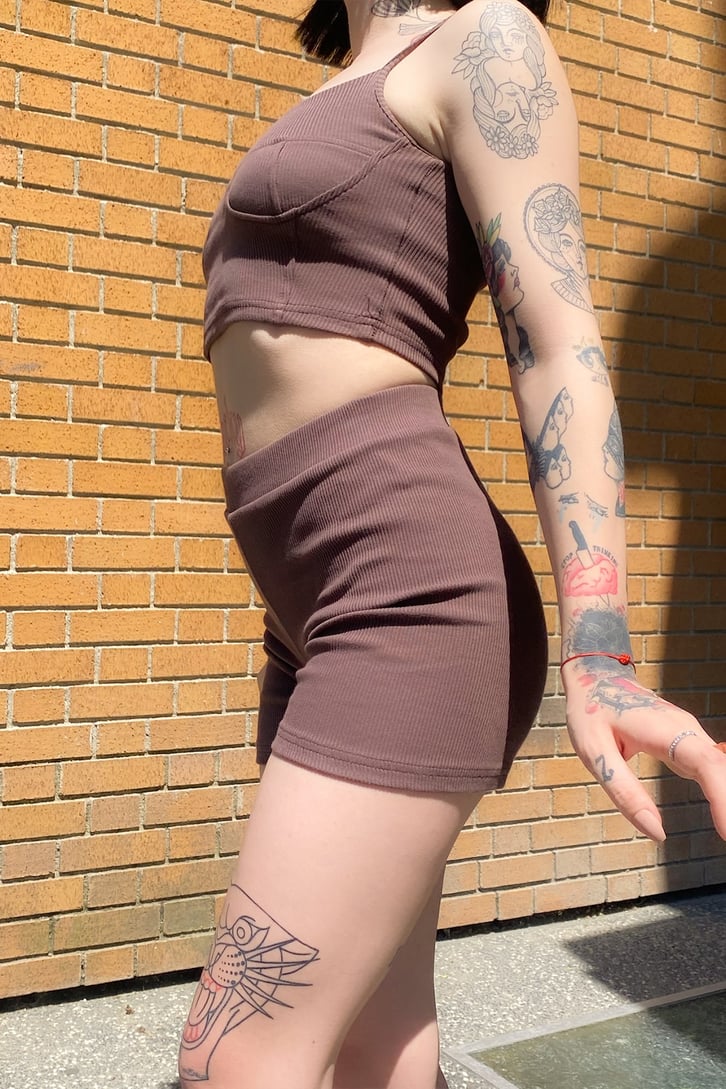 İnce Askılı Kahverengi İkili Crop Şort Takım