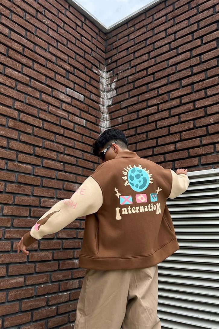 Internation Baskılı Kahverengi Kolej Ceket