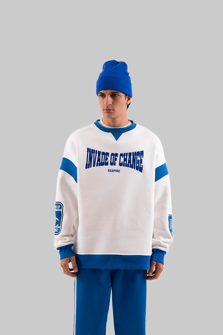 Invade Of Change Nakışlı Oversize Sweatshirt