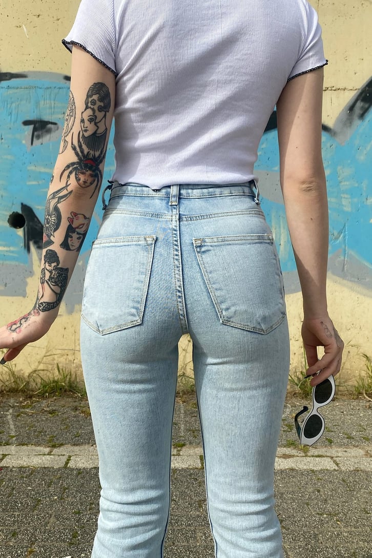 İspanyol Paça Buz Mavisi Jean