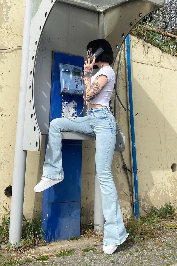 İspanyol Paça Buz Mavisi Jean