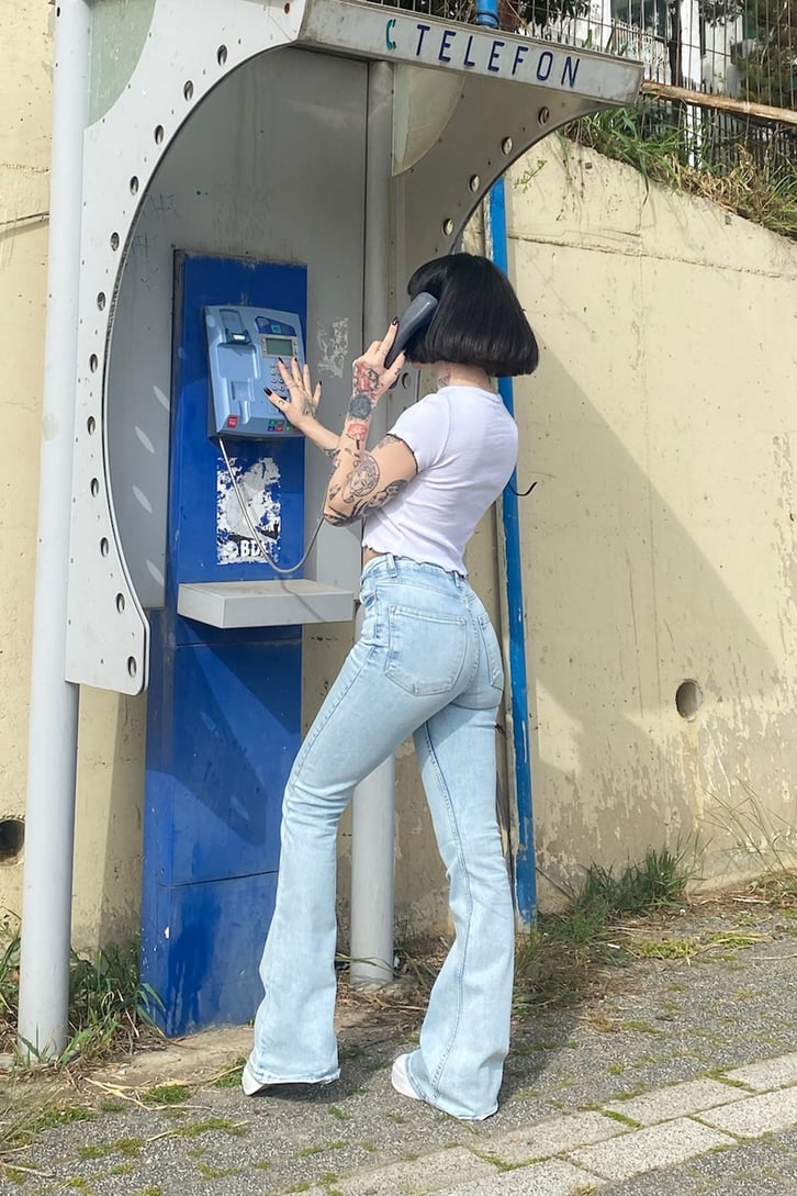 İspanyol Paça Buz Mavisi Jean