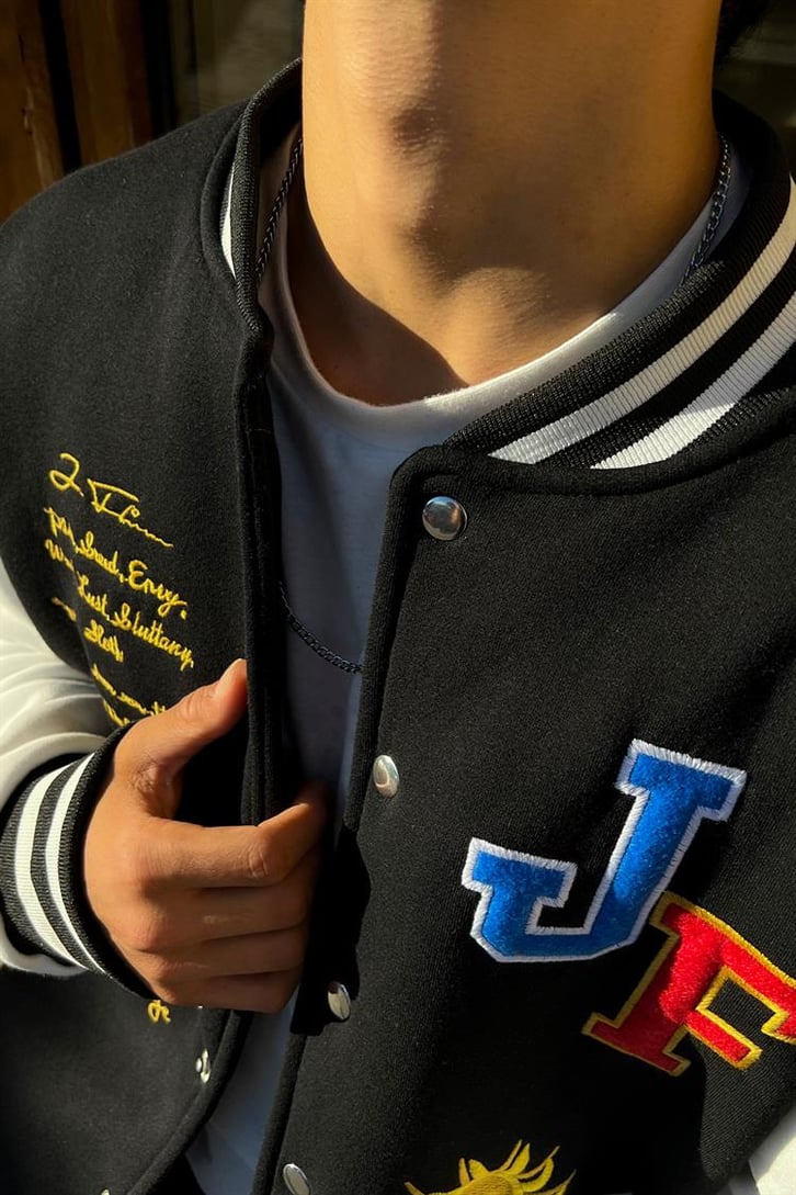JF Patch Detaylı Siyah Kolej Ceket